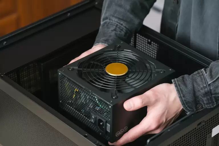 Fuente de alimentación para computadora