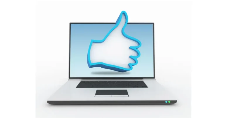 laptop semi-nueva está en buen estado